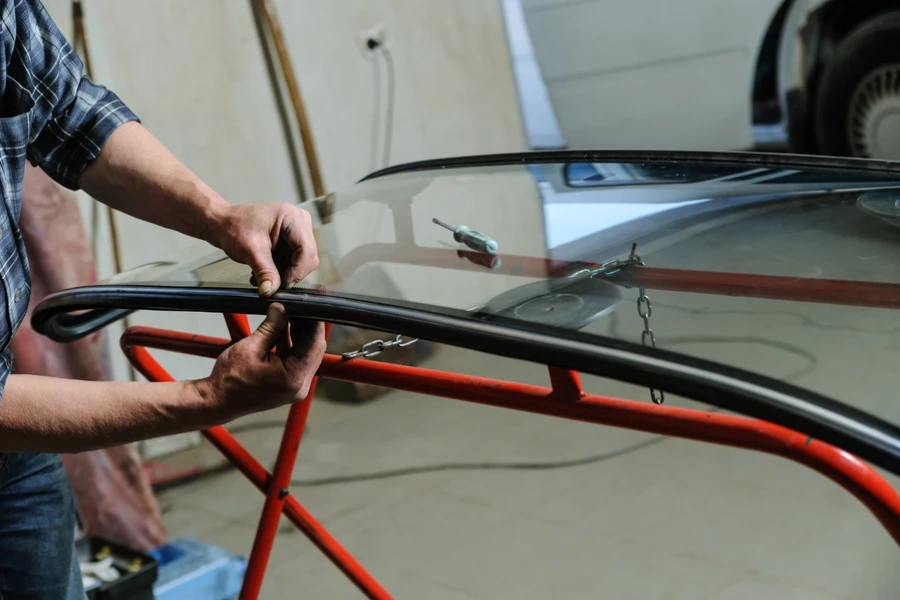 Key Benefits Of Addressing Windshield Cracks Promptly Washington, DC Key Benefits Of Addressing Windshield Cracks Promptly Washington, DC
